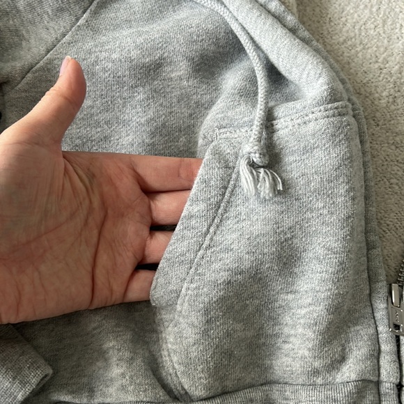 Brandy Melville Gray Crystal Cropped Hoodie - Picture 3 of 3